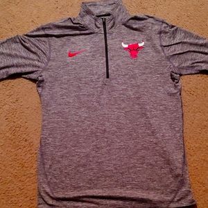 Nike size M Chicago Bulls dry fit long sleeves